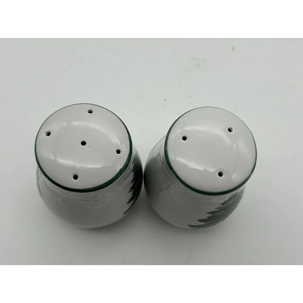 Vintage GEI Christmas Tree Salt Pepper Shakers Ceramic 1970 Holiday